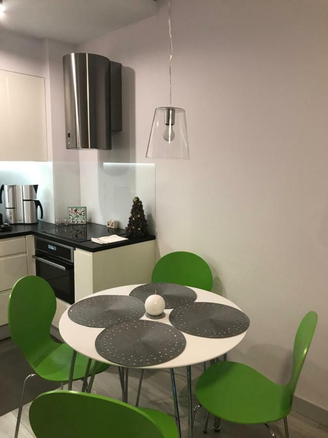 Apartament Z Ogrodem 폴라니카-즈루이 외부 사진